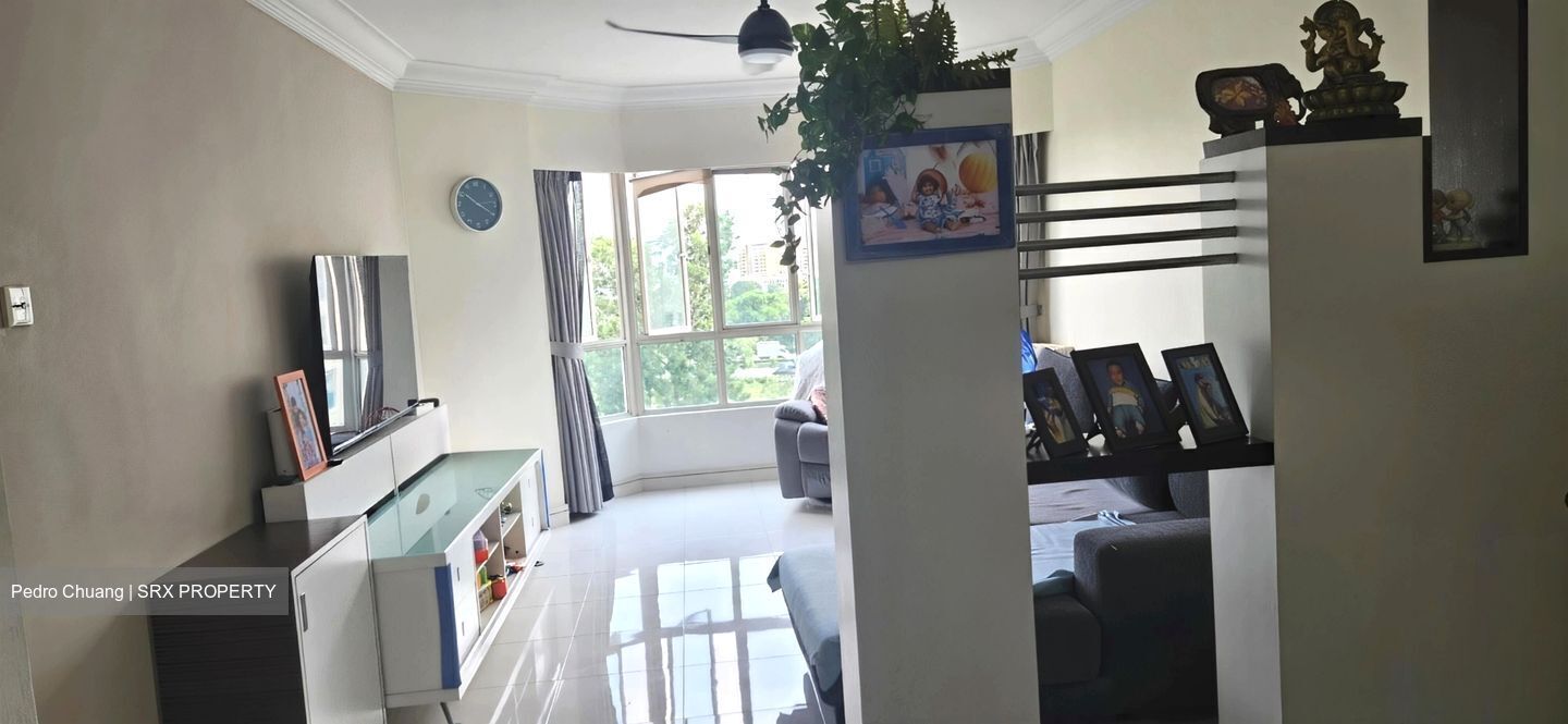 Melville Park (D18), Condominium #569621301
